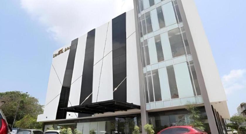 Lovina Inn Batam Center 6/49