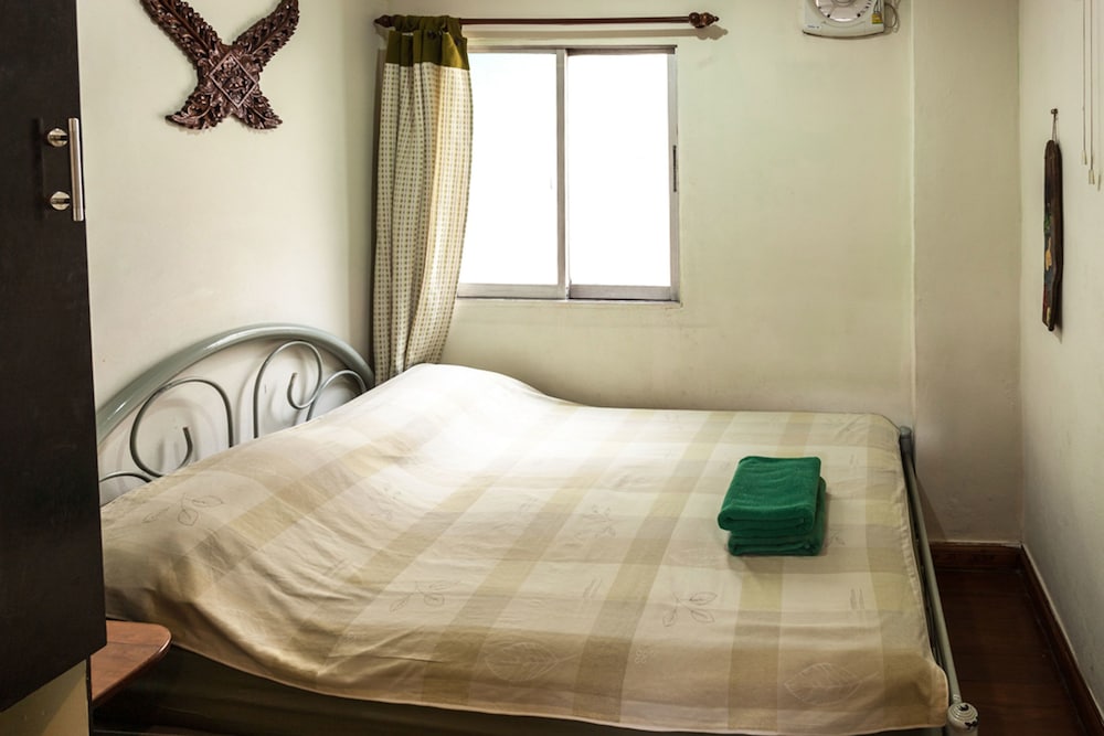 New Road Guest House 20/34