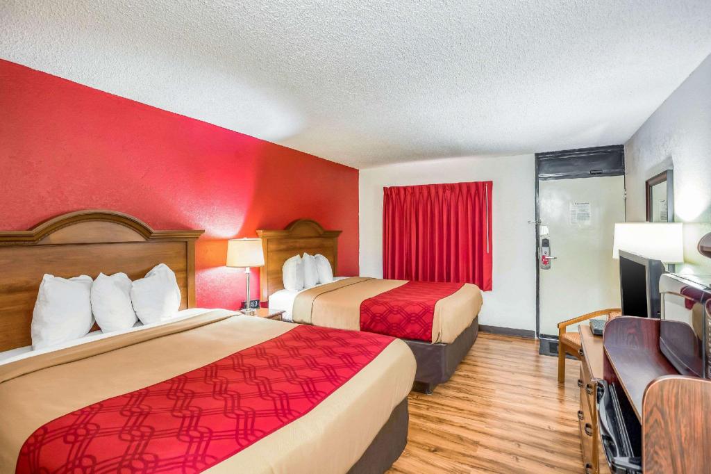 Upgrade, 2 Queen Beds