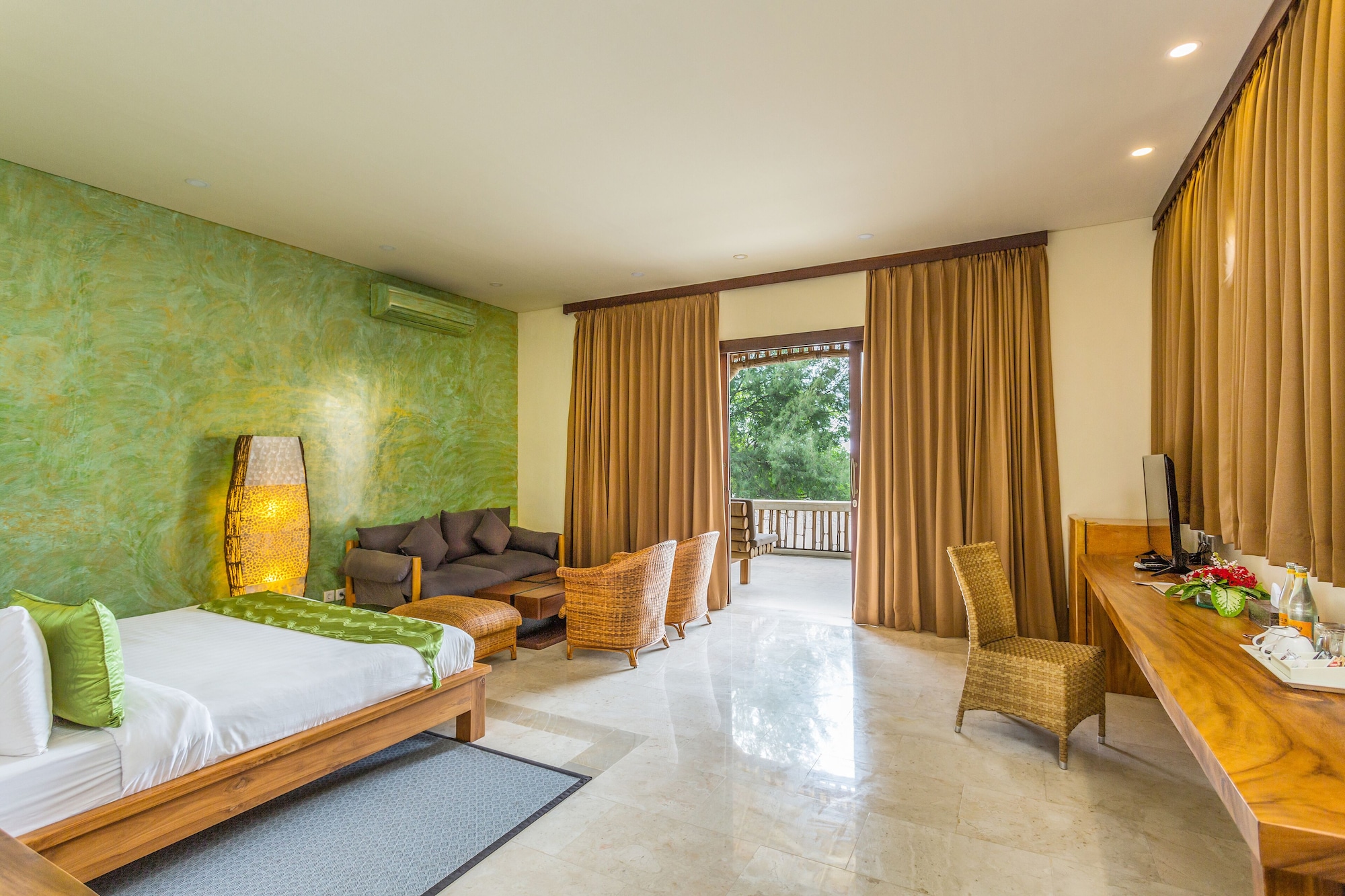 SUITE, OCEAN VIEW, ADULT ONLY