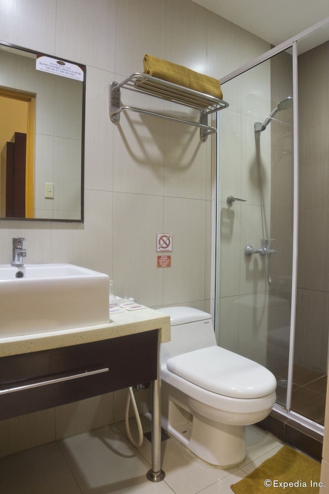 Casa Bocobo Hotel 58/61