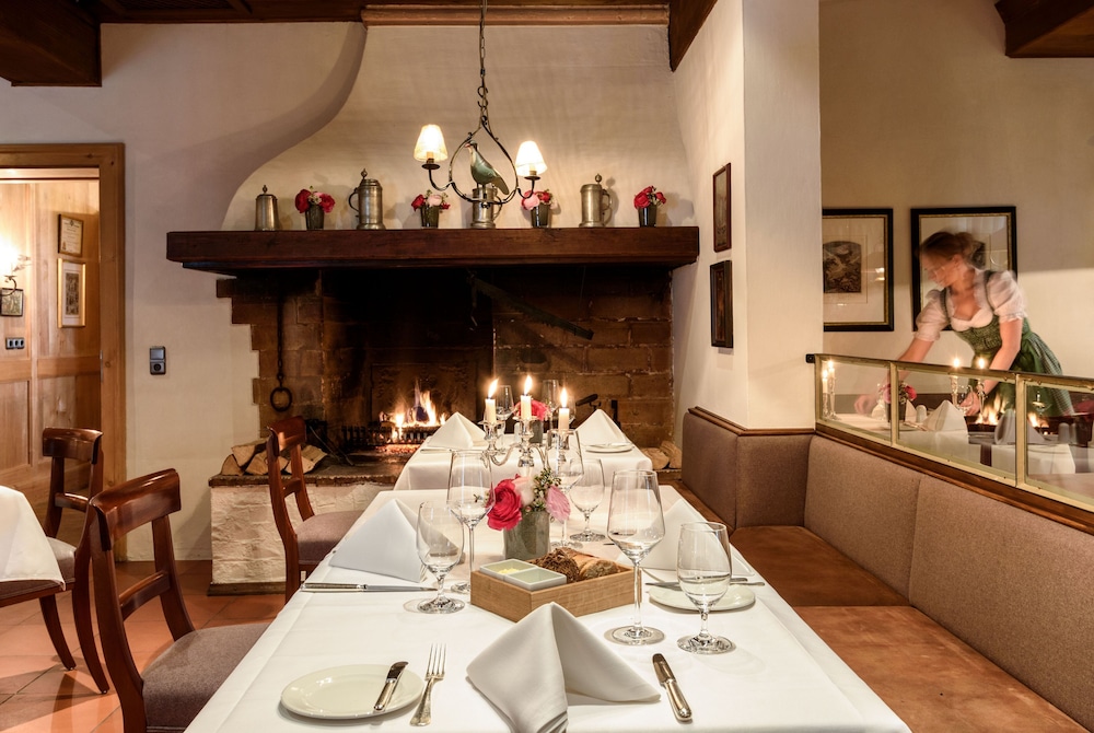 Brauereigasthof-Hotel Aying 35/50