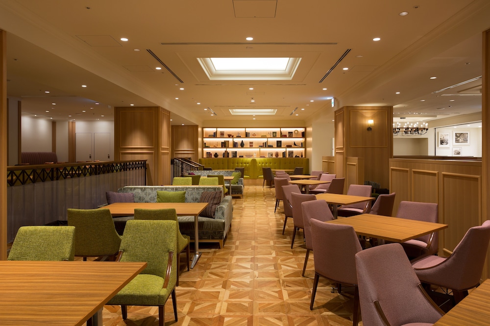 Hotel Grand Hills Shizuoka (ex Hotel Century Shizuoka) 24/36