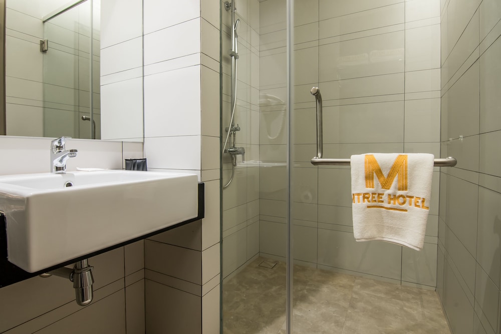 MTREE Hotel 17/69