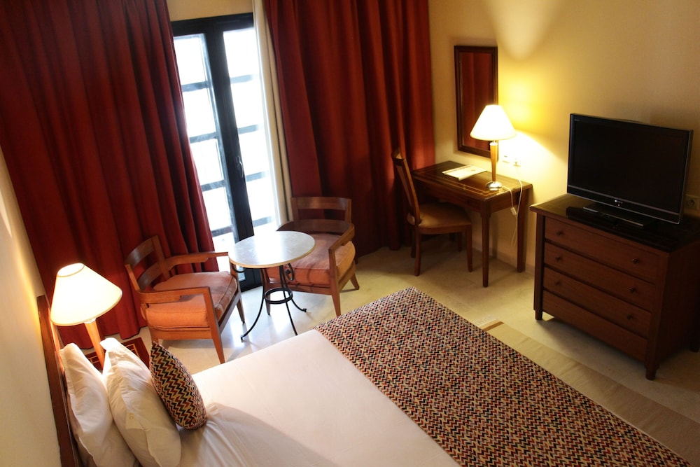 Hotel Le Consul 29/41