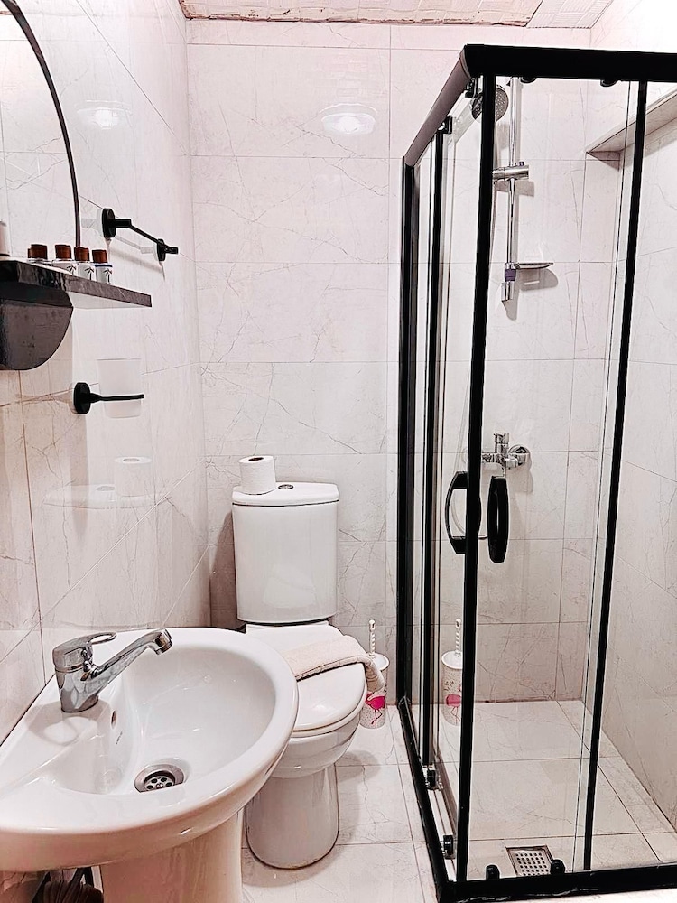 Alhambra Apart Hotel 46/50