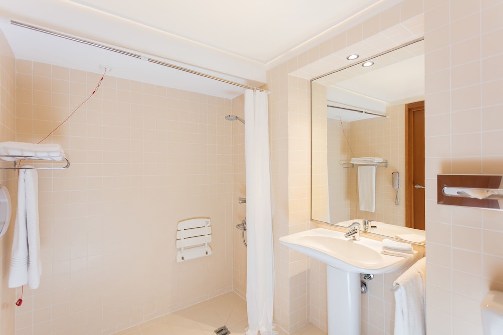 Sheraton Bucharest Hotel 23/48