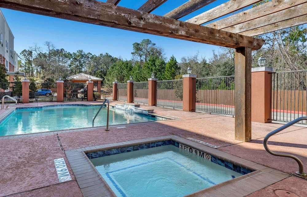 Candlewood Suites Houston Kingwood 35/59