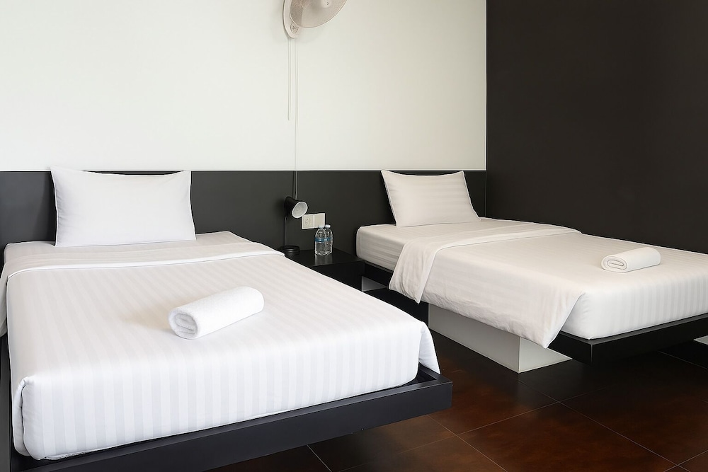 SUPERIOR, TWIN BEDS