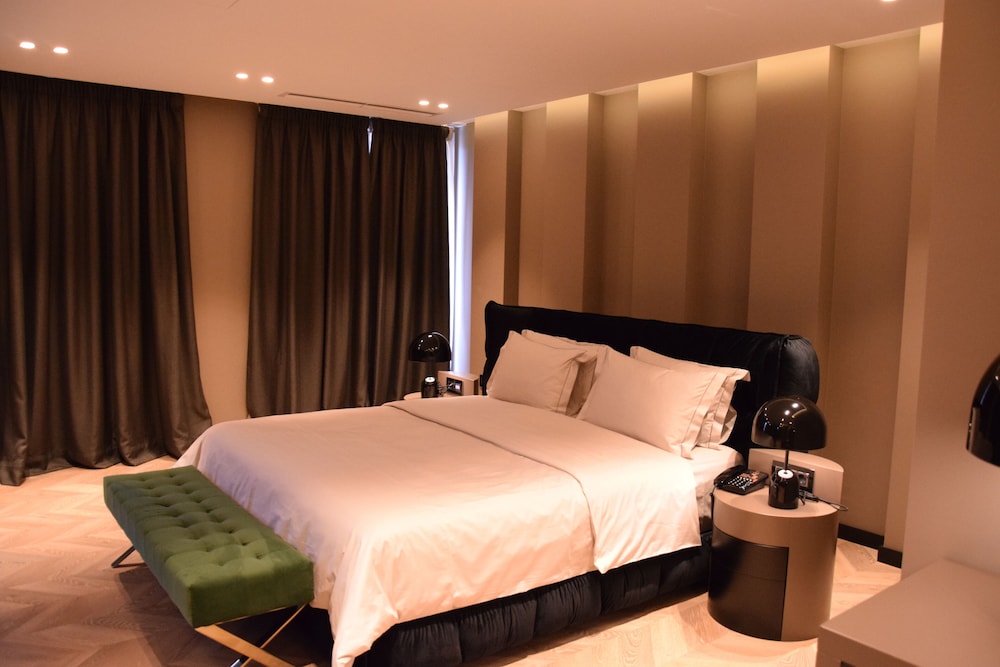 Unik Hotel 13/50