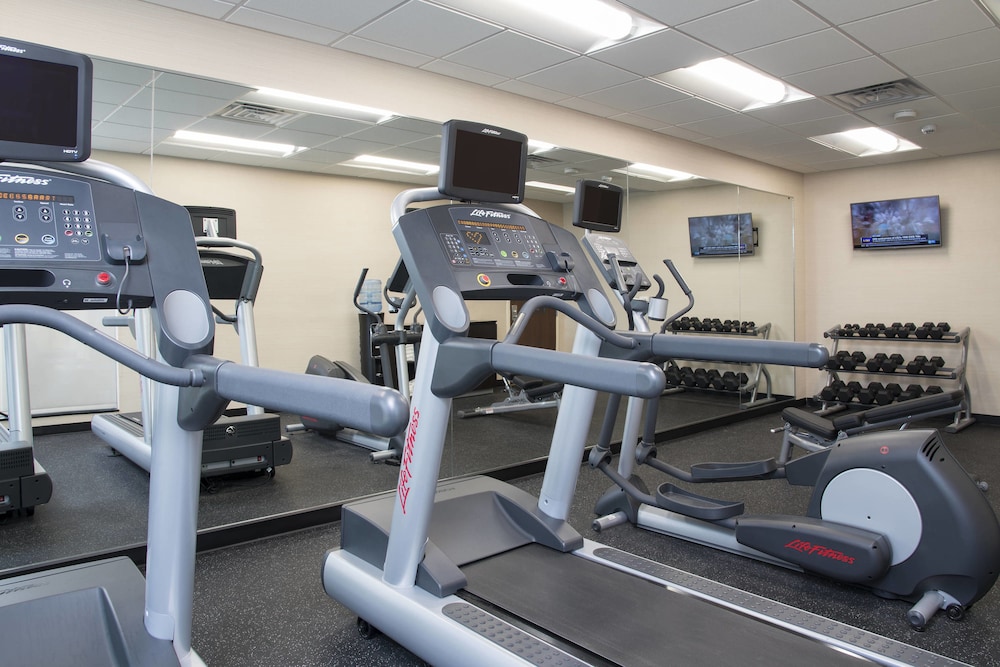 Fairfield Inn Suites By Marriott Jackson Clinton 24/36