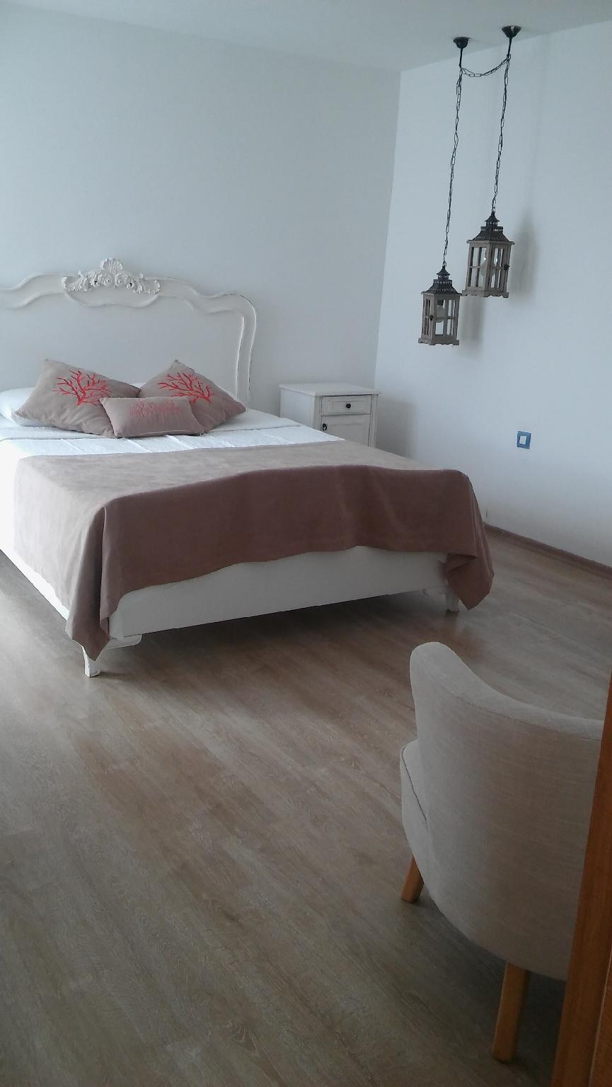 Suite, King Bed