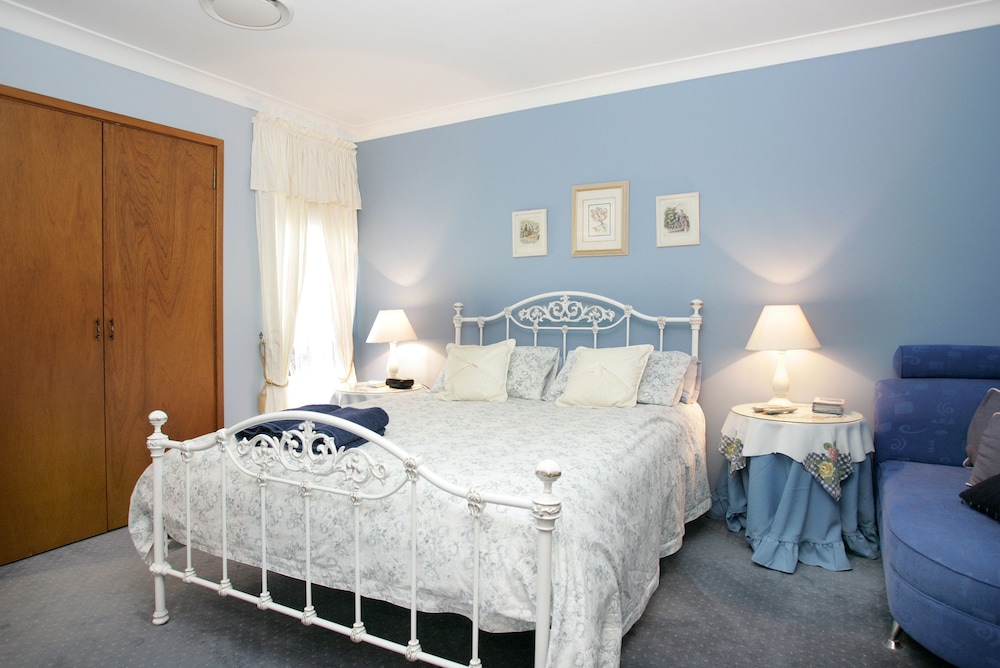 Lavender House Bed And Breakfast 15/49