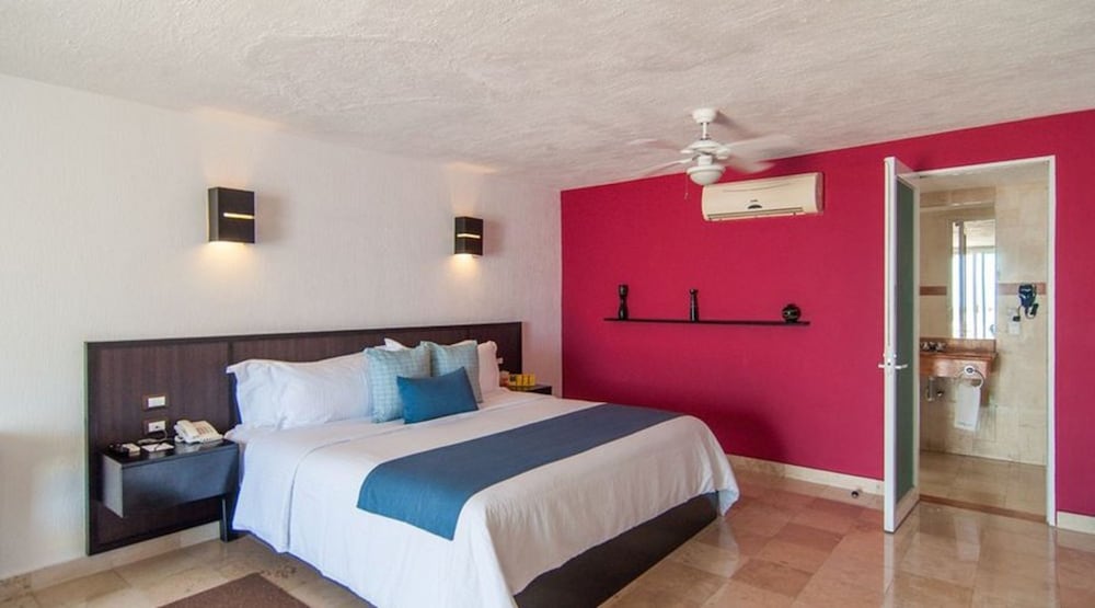 Illusion Hotel Boutique 23/73