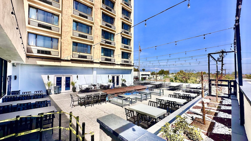 Lincoln Hotel Monterey Park Los Angeles 5/74