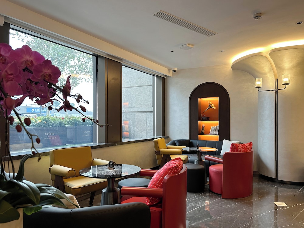 UrCove by Hyatt Shanghai on the Bund 44/59