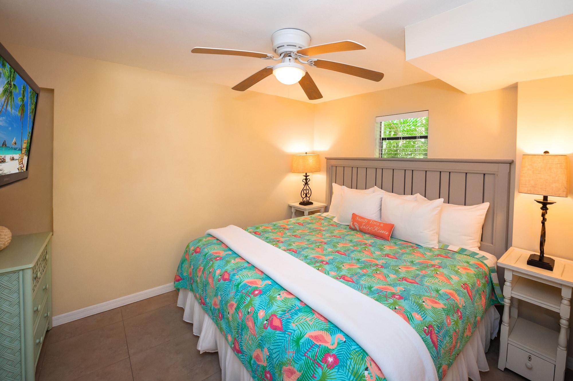 Dolphin, Suite, Twin Beds, King Bed, Sofa