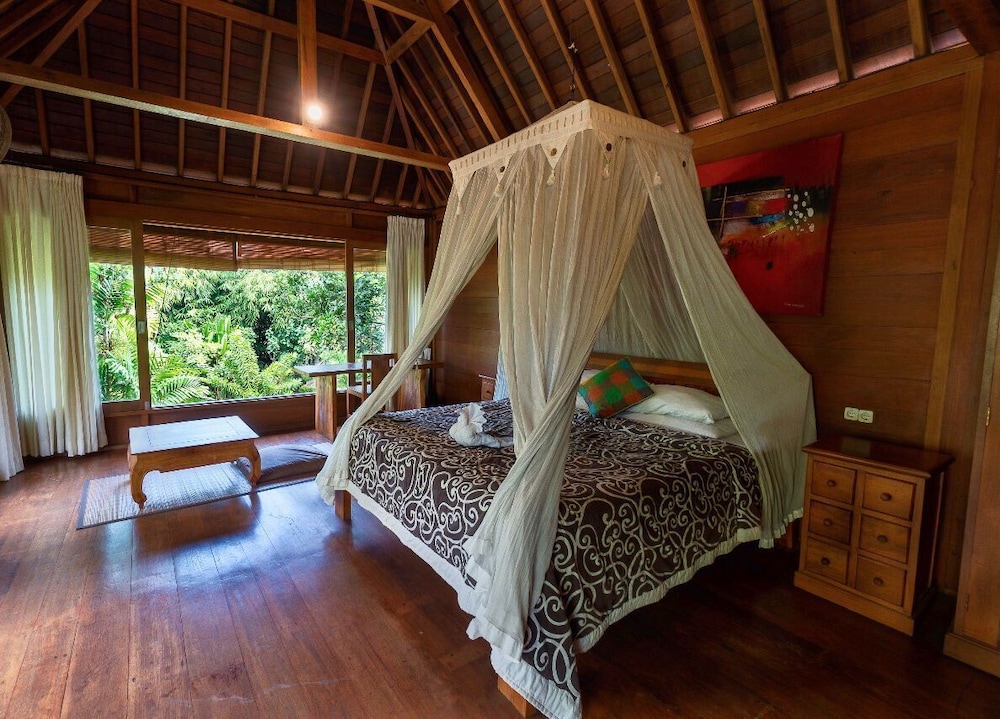 Sari Bamboo Villas 30/63