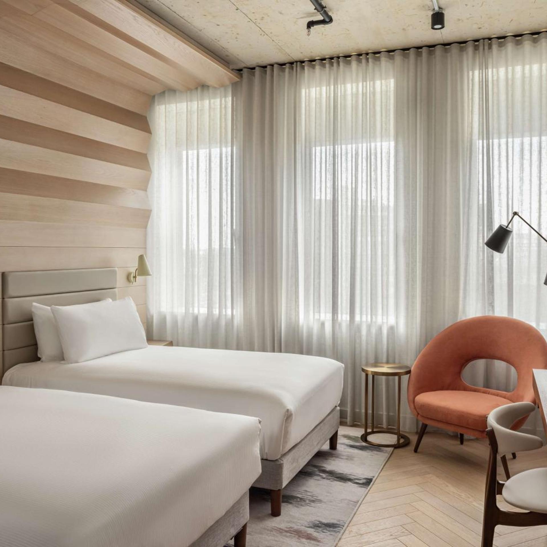 Room, Single Bed
