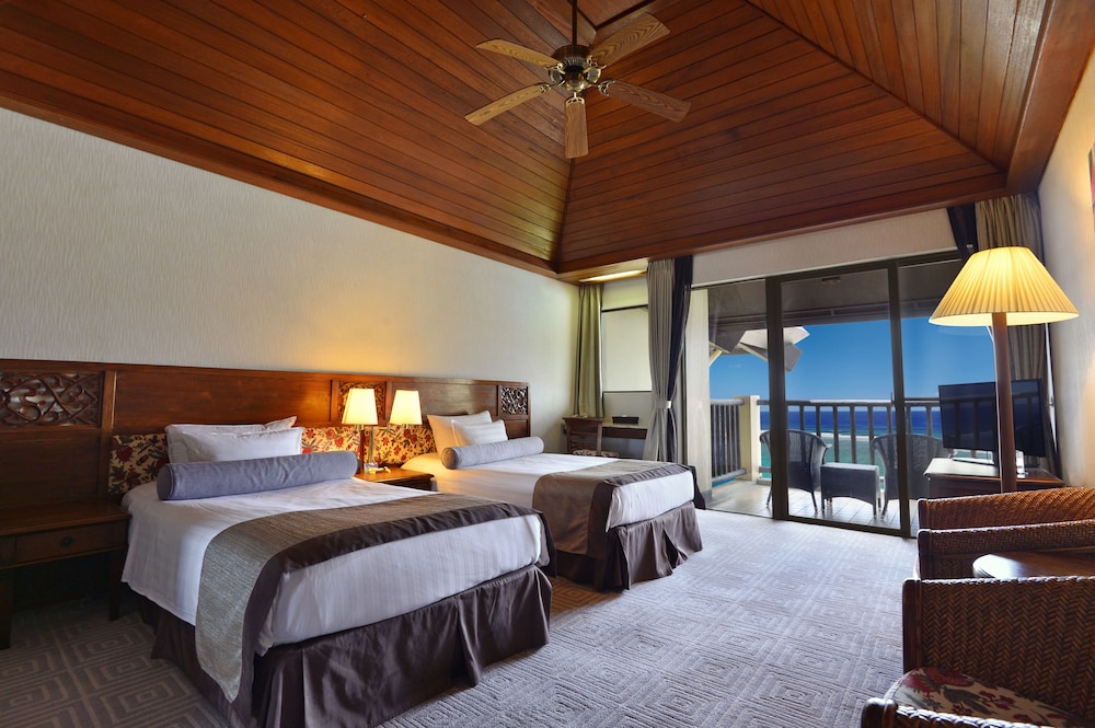 Aqua Resort Club Saipan 21/65