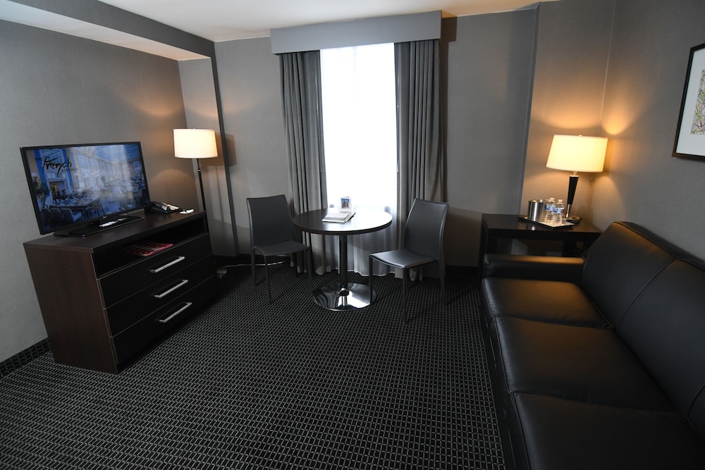 Lord Baltimore Hotel 36/65
