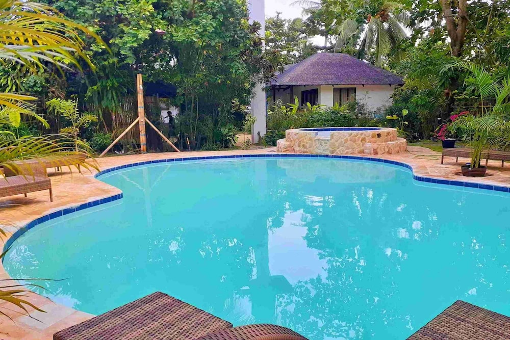 Romantic Beach Villas 44/50