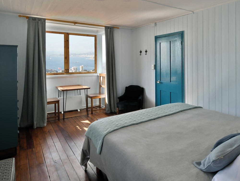 Hostal Faro Azul 3/16