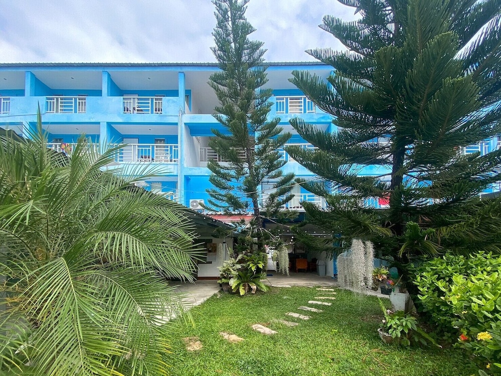 The Palace Ao Nang Resort 35/38