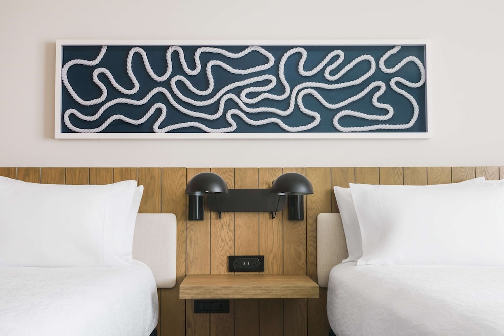 Hilton Garden Inn St Pete Beach 22/80