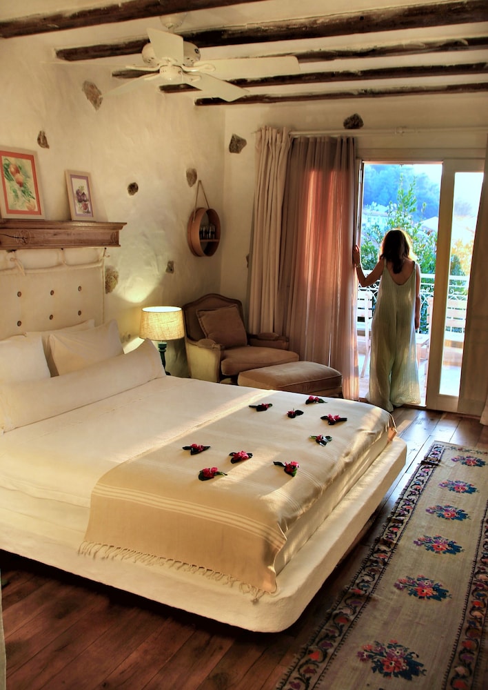 Unique Hotel Fethiye 10/69
