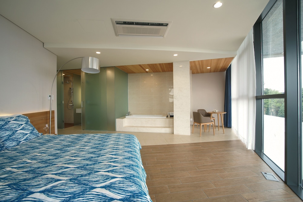 Jeju Bom Museum Stay 18/75