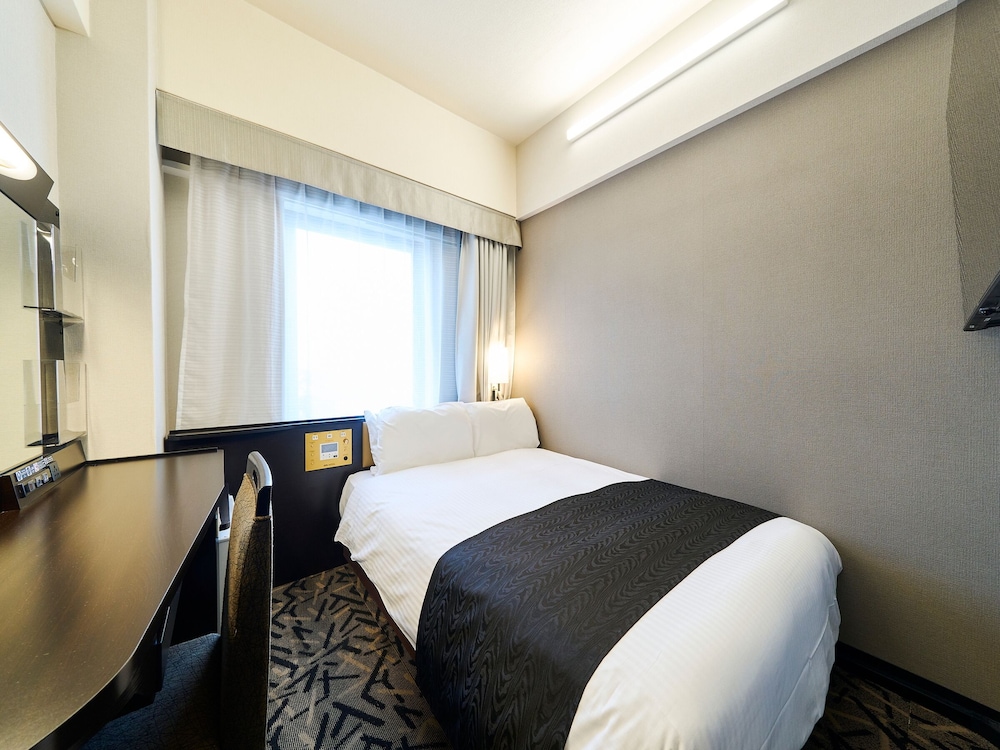 ROOM, SEMI DOUBLE BED, SMOKING