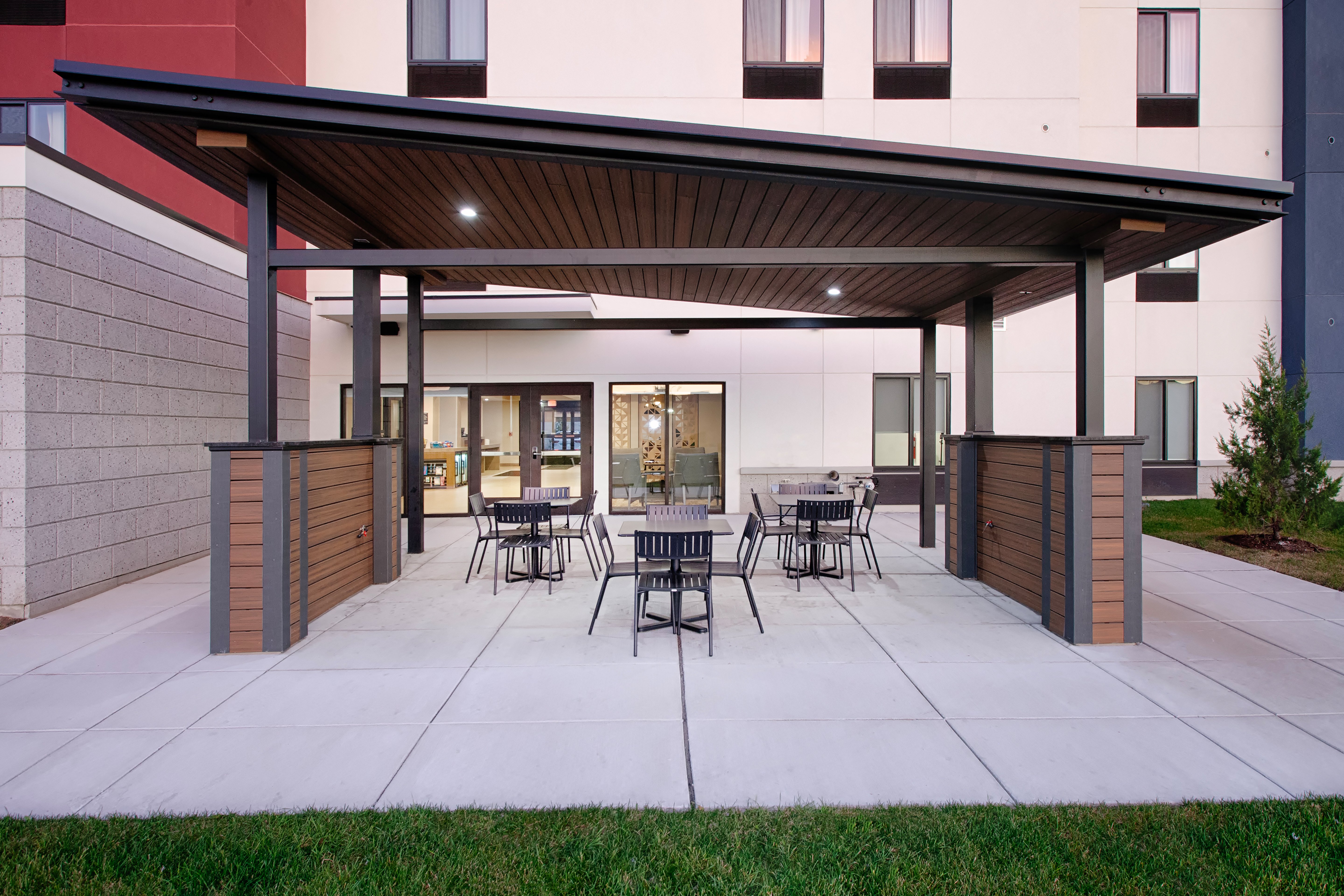 Candlewood Suites Detroit Sterling Heights, an IHG Hotel 5/33