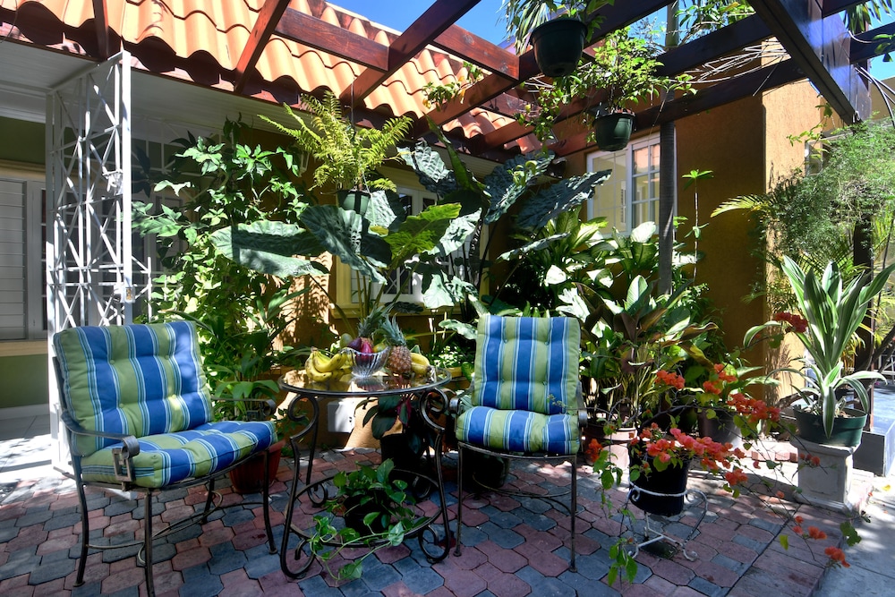 Centrally Located Guest Apartments Ii 10/11