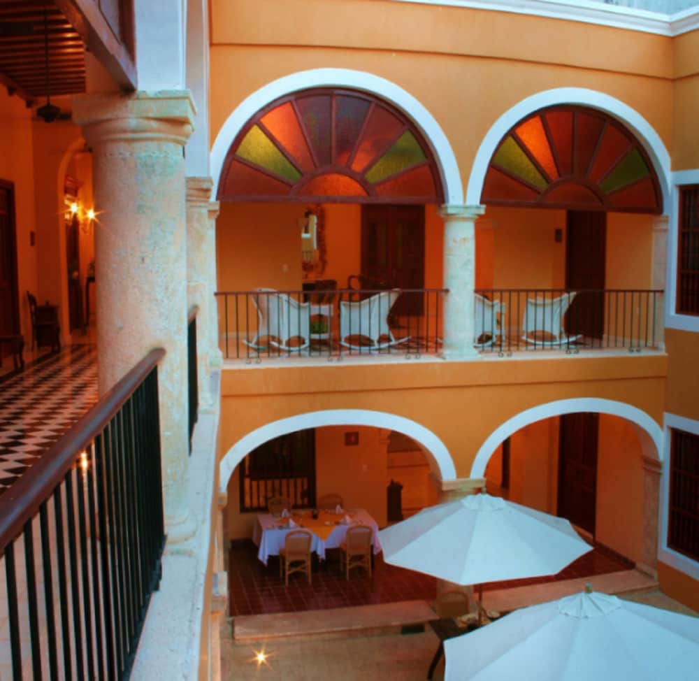 Casa Don Gustavo Hotel Boutique 63/75