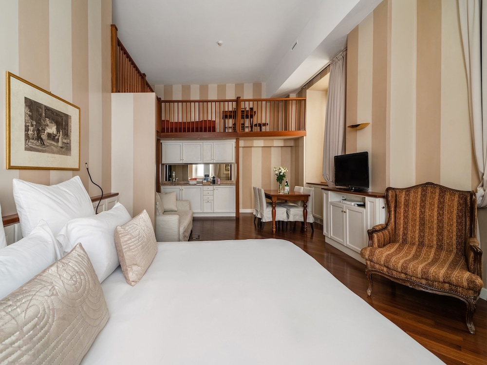 Camperio House Suites 15/54