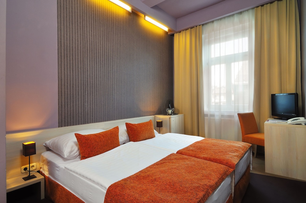 Star Hotel by Mellow Mood Hotels 22/45