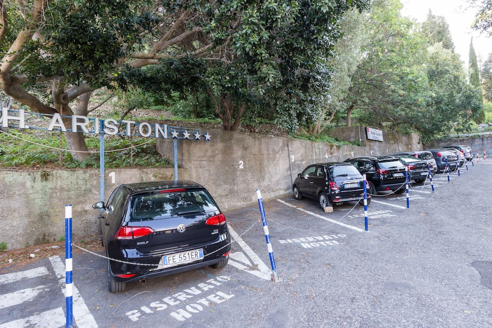 Hotel Ariston and Palazzo Santa Caterina 40/50