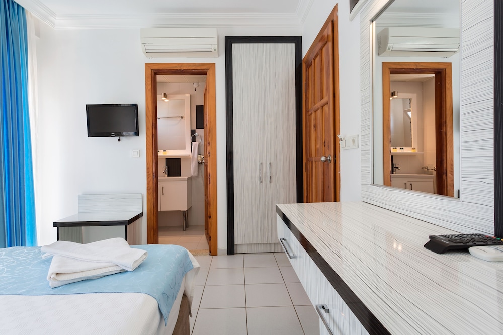 Koza Hotel 12/32