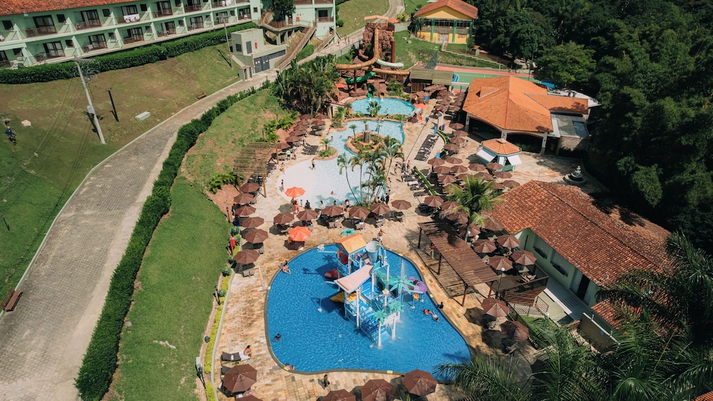 Taua Resort & Convention Caete 44/45