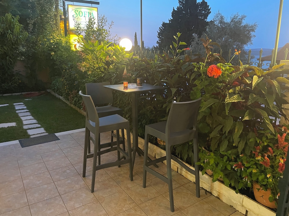 Sofia Hotel 49/60