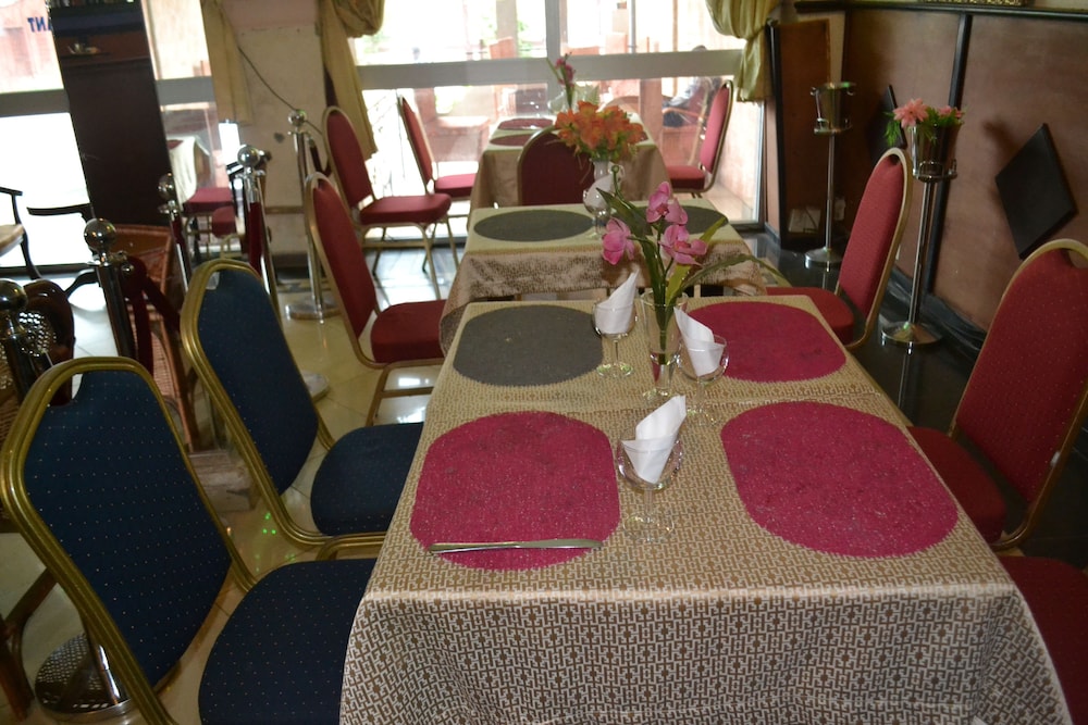 Hotel Le Diplomate 7/11
