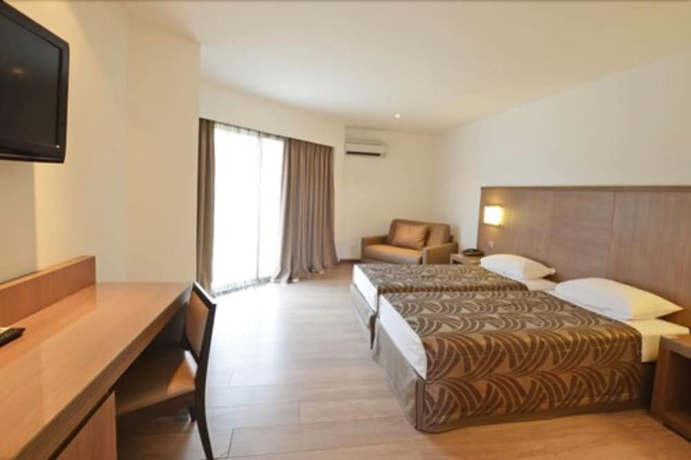 Calvi Hotel 29/65