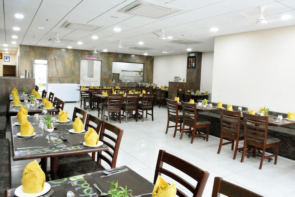 7 Apple Hotels Aurangabad 34/43