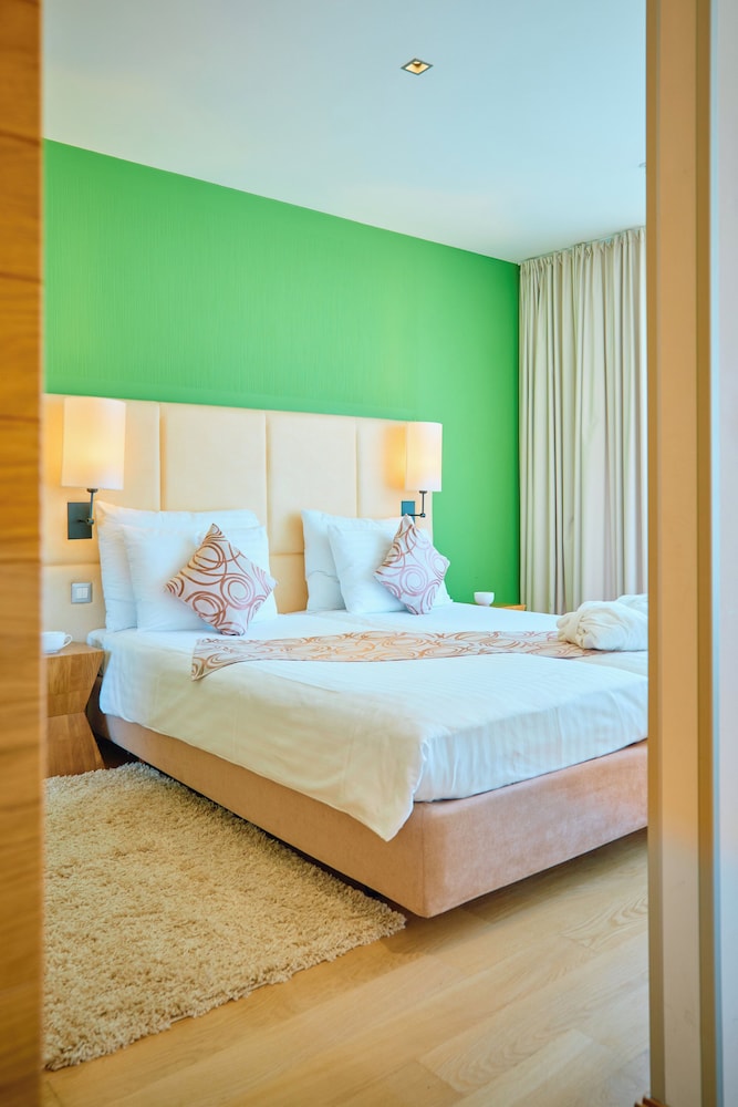 PANORAMIC, SUITE, DOUBLE BED, SEA VIEW, TERRACE