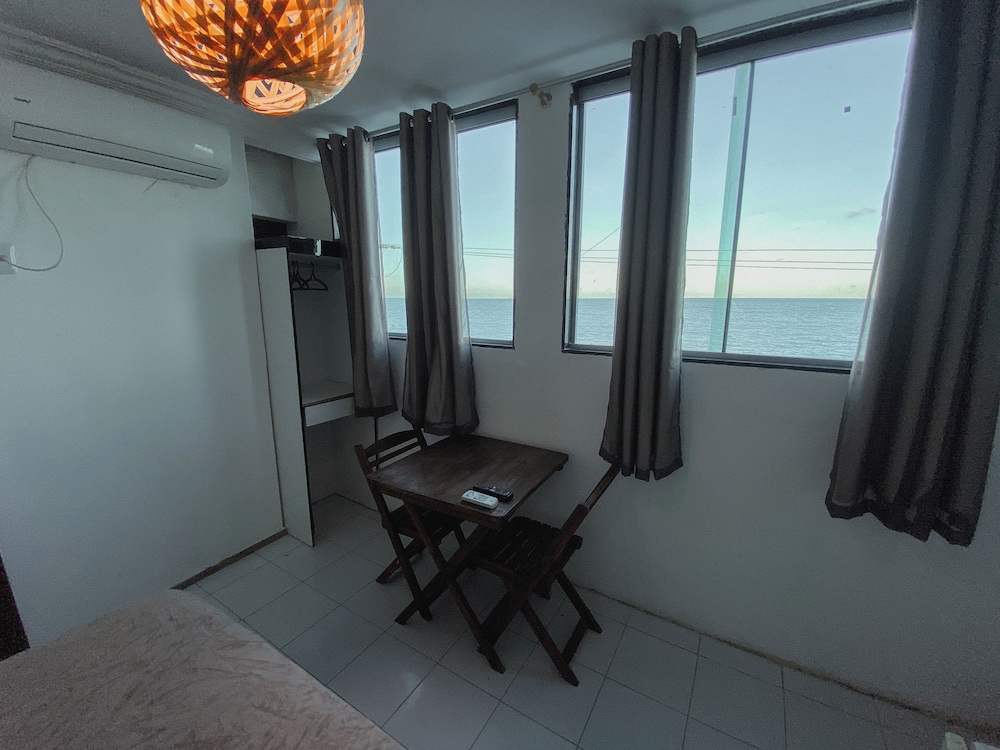 HOTEL 5 SOIS 44/50