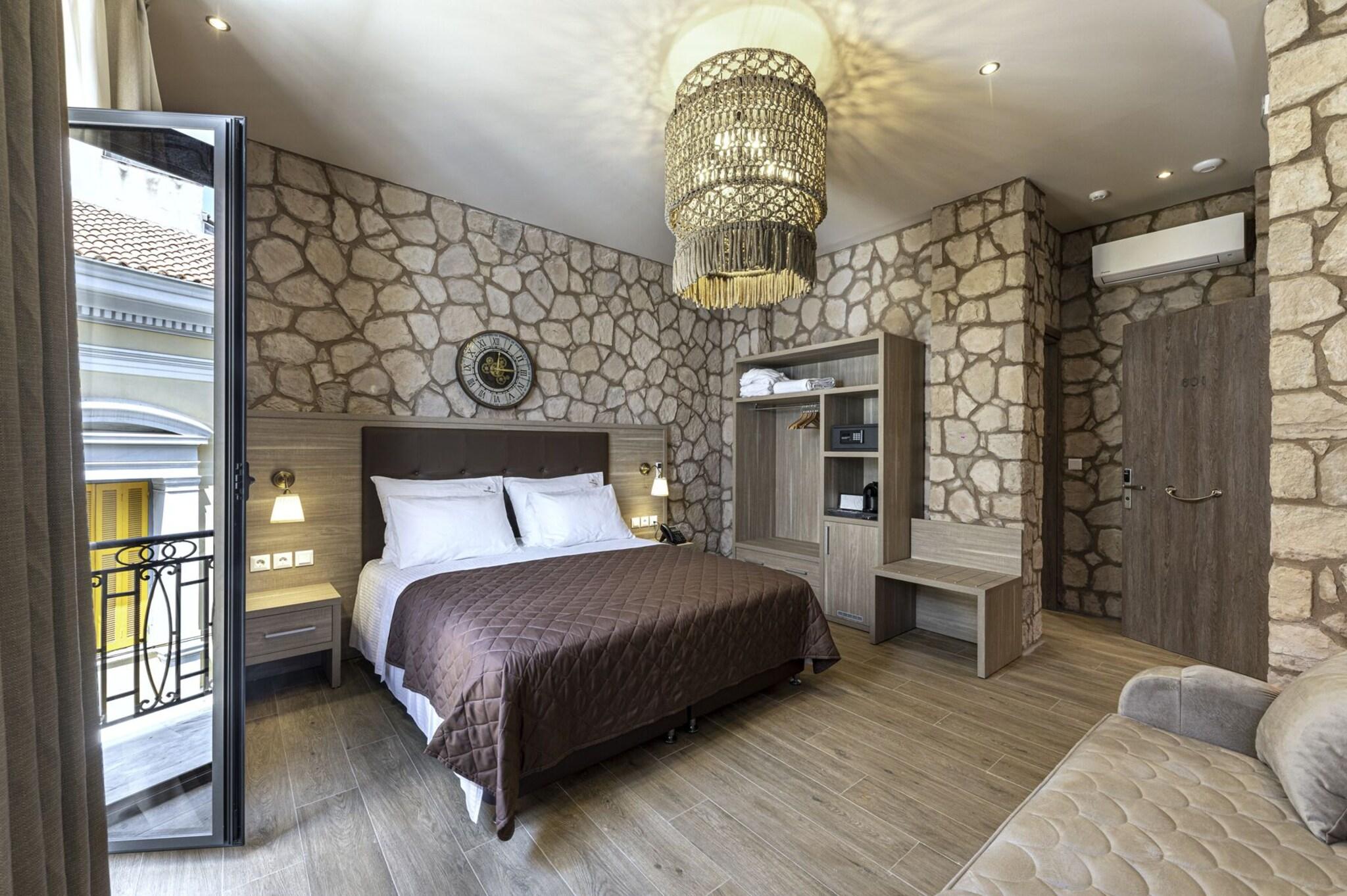 جناح جونيور في الملحق، Athens Manor Houses 7/10