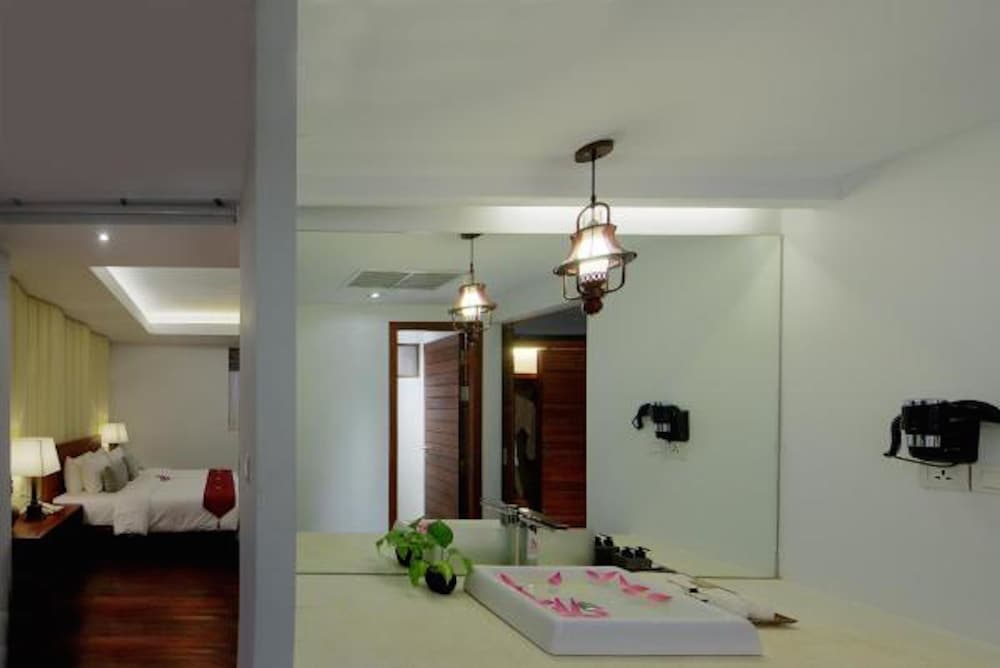 King Rock Boutique Hotel 67/97