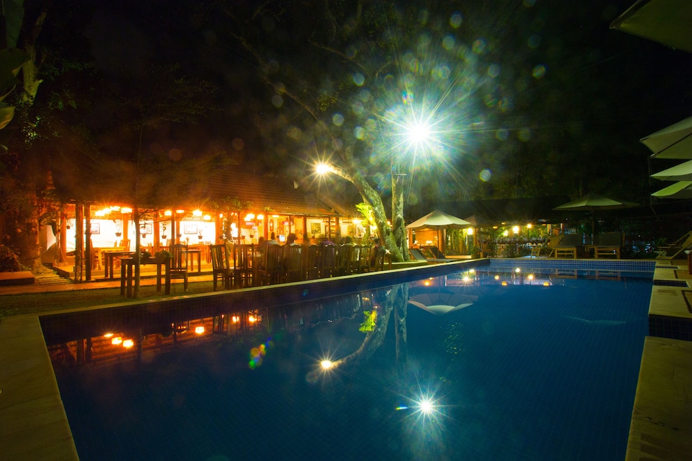 La Mer Resort 54/66