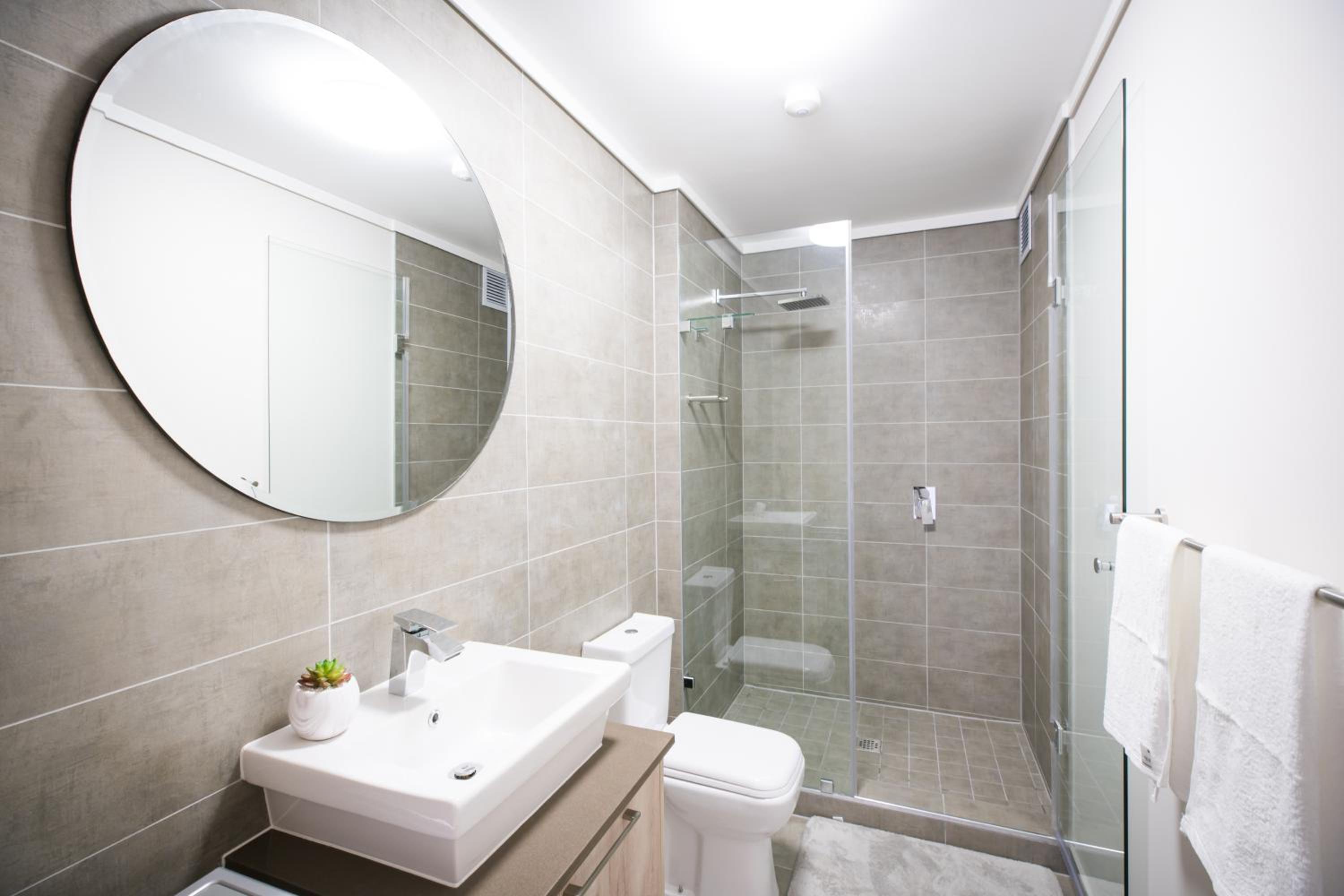 Unit 610 Waters Edge 34/35